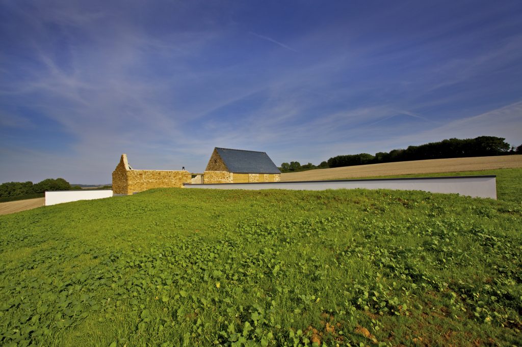 underhill house cotsworlds with solar thermal slate