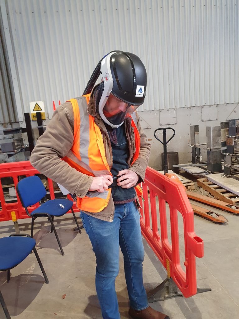 Man in respirator